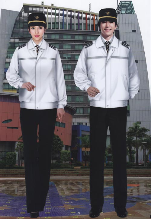 白色秋冬長(zhǎng)袖保安服外套定做款式圖